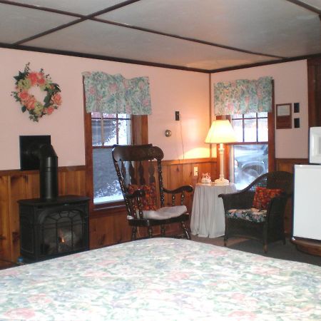Old Red Inn & Cottages 노스콘웨이 외부 사진