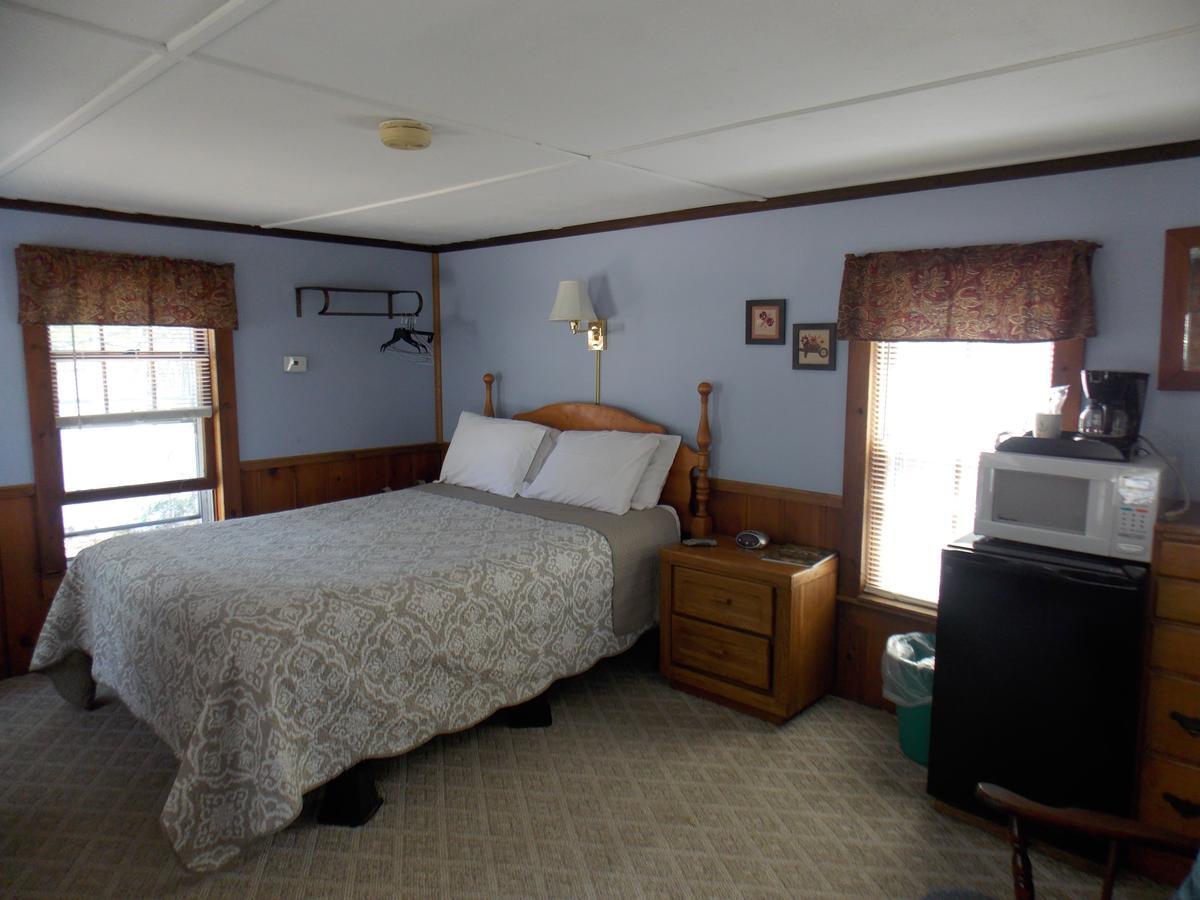 Old Red Inn & Cottages 노스콘웨이 외부 사진
