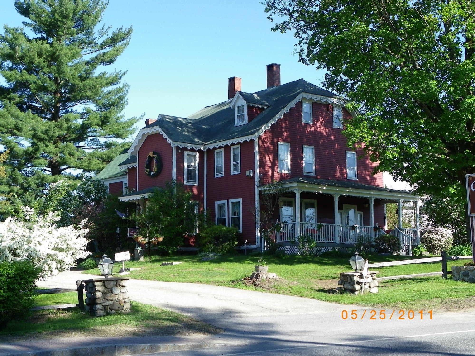 Old Red Inn & Cottages 노스콘웨이 외부 사진